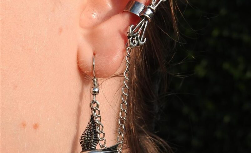 In a world where jewelry is often reserved for special occasions, Five and Two Jewelry redefines the concept by creating pieces designed for everyday wear. Blending style, durability, and affordability, the brand has quickly gained a loyal following among those who want their accessories to be as versatile as their lifestyle.