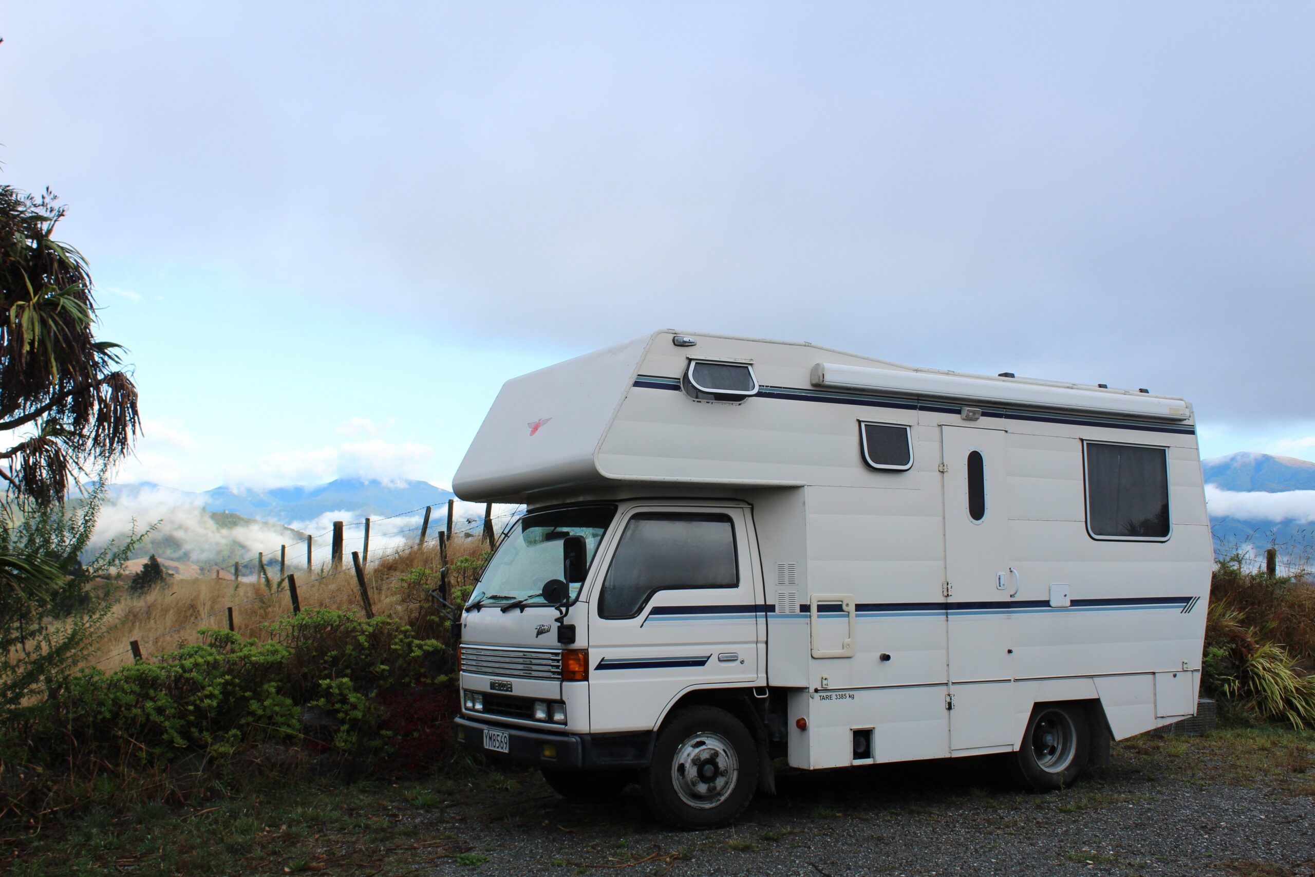 Campcruisers: Redefining Freedom Travel with Campervans, Houseboats, and Global Adventures